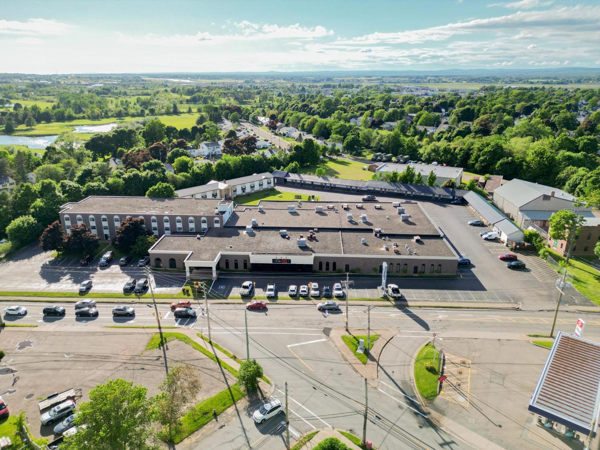Glengarry Extended Stays Truro Exterior foto